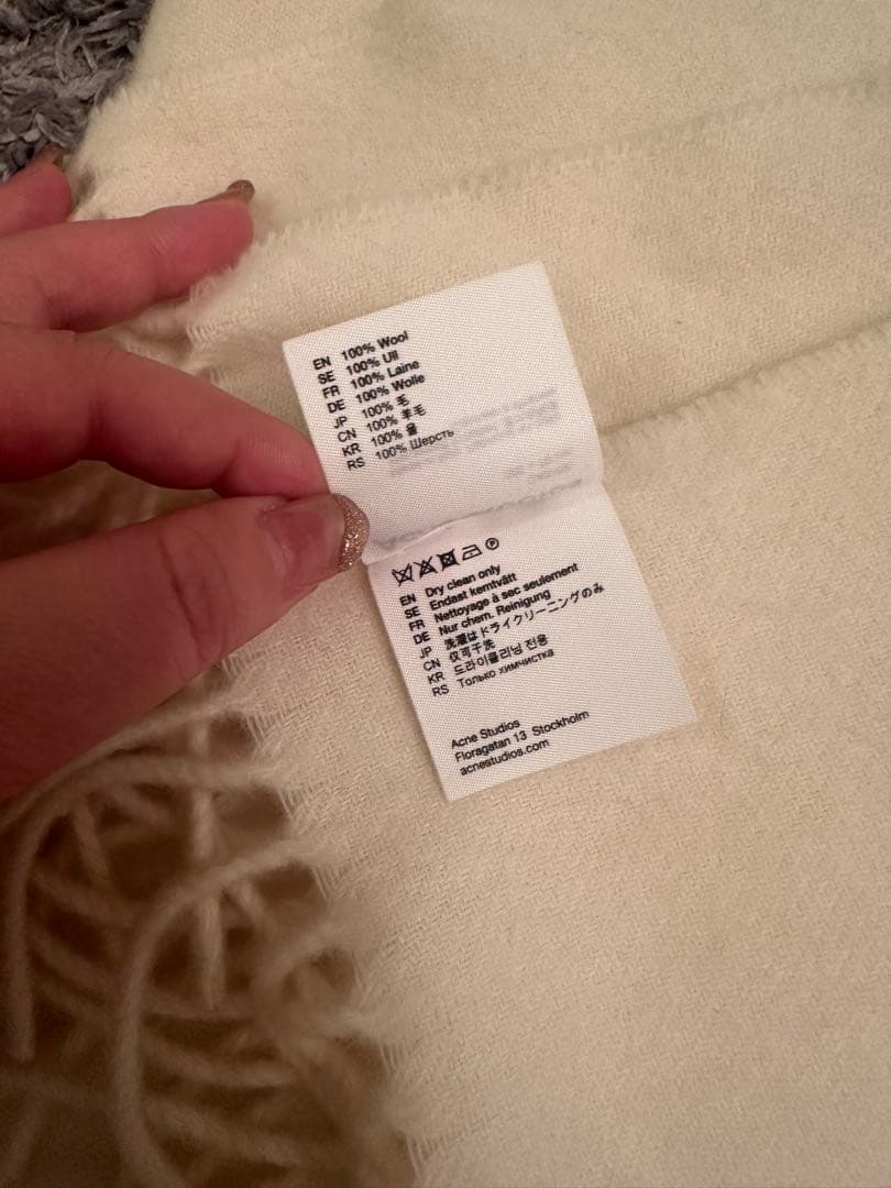 HaL. 　Acne Studios woolマフラー