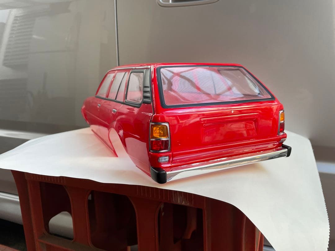 アナベルガトー　パンドラ　カローラバン塗装済みボディ