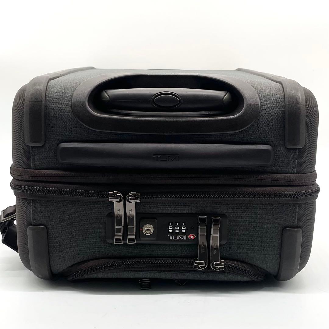 【極美品】トゥミ ALPHA3 インターナショナル デュアル アクセス 4輪