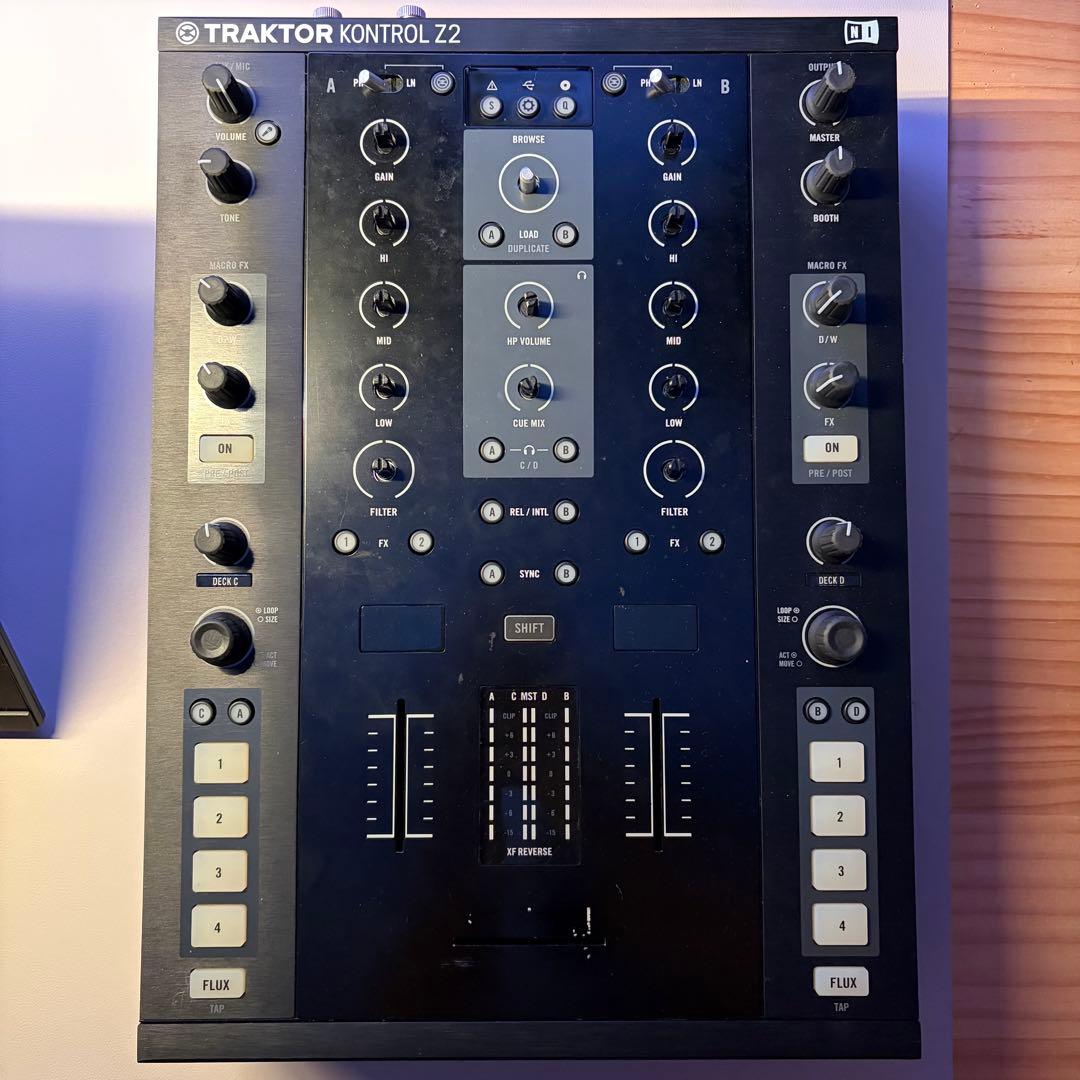 TRAKTOR KONTROL Z2 DJミキサー ジャンク品