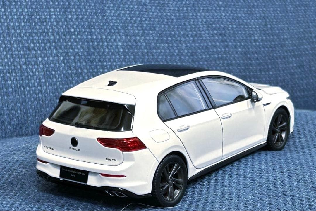 golf8 RラインWhite Volkswagen Golf サンルーフ付き