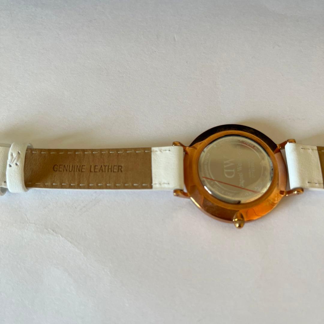 【レア】ダニエルウェリントン 白 皮ベルト 腕時計 バングル セット ウォッチ