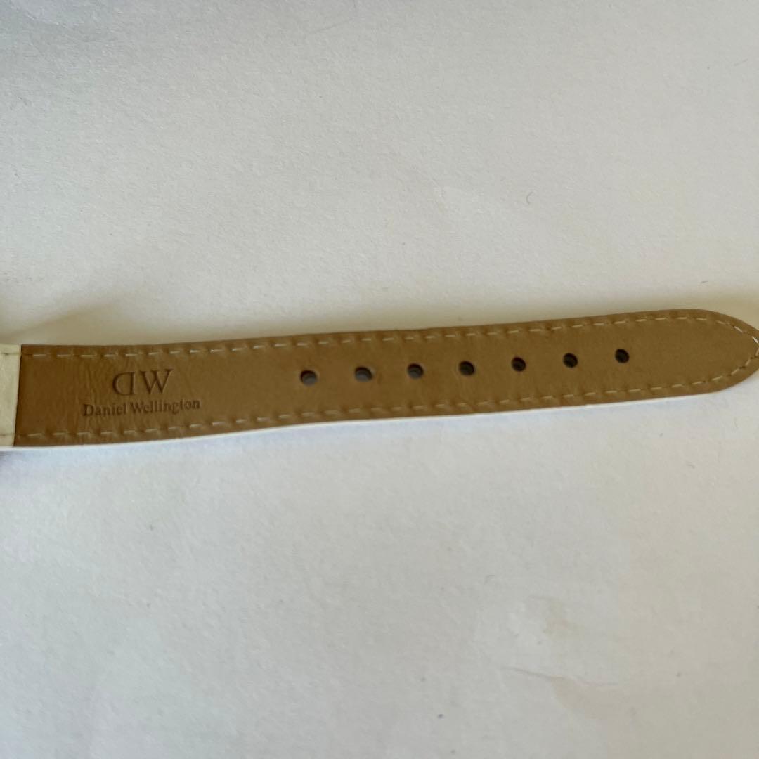 【レア】ダニエルウェリントン 白 皮ベルト 腕時計 バングル セット ウォッチ
