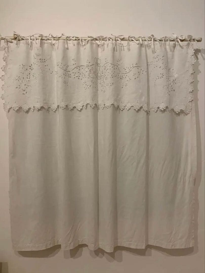 フランスアンティーク　スカラップレース　リネンカーテン　オフホワイト