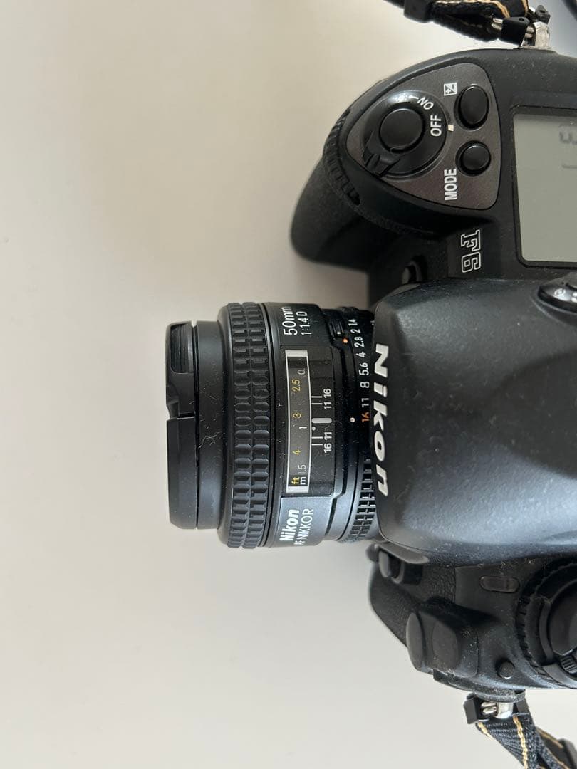 Nikon F6 腰痛持ちの店長