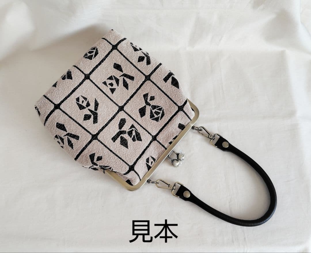 ミナペルホネン　Lulu（large）がま口　ショルダーバッグ