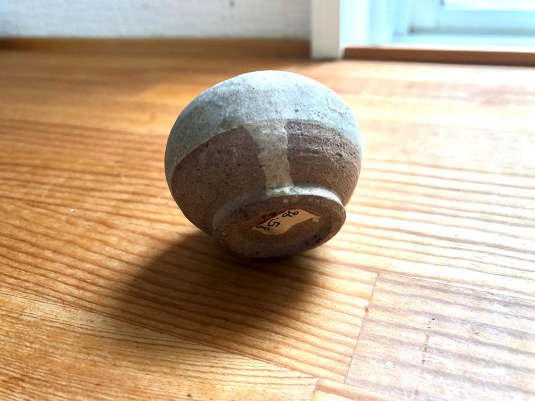 【タイ・骨董】宋胡録（スンコロク) 白灰釉 小壺（1301年~1600年）