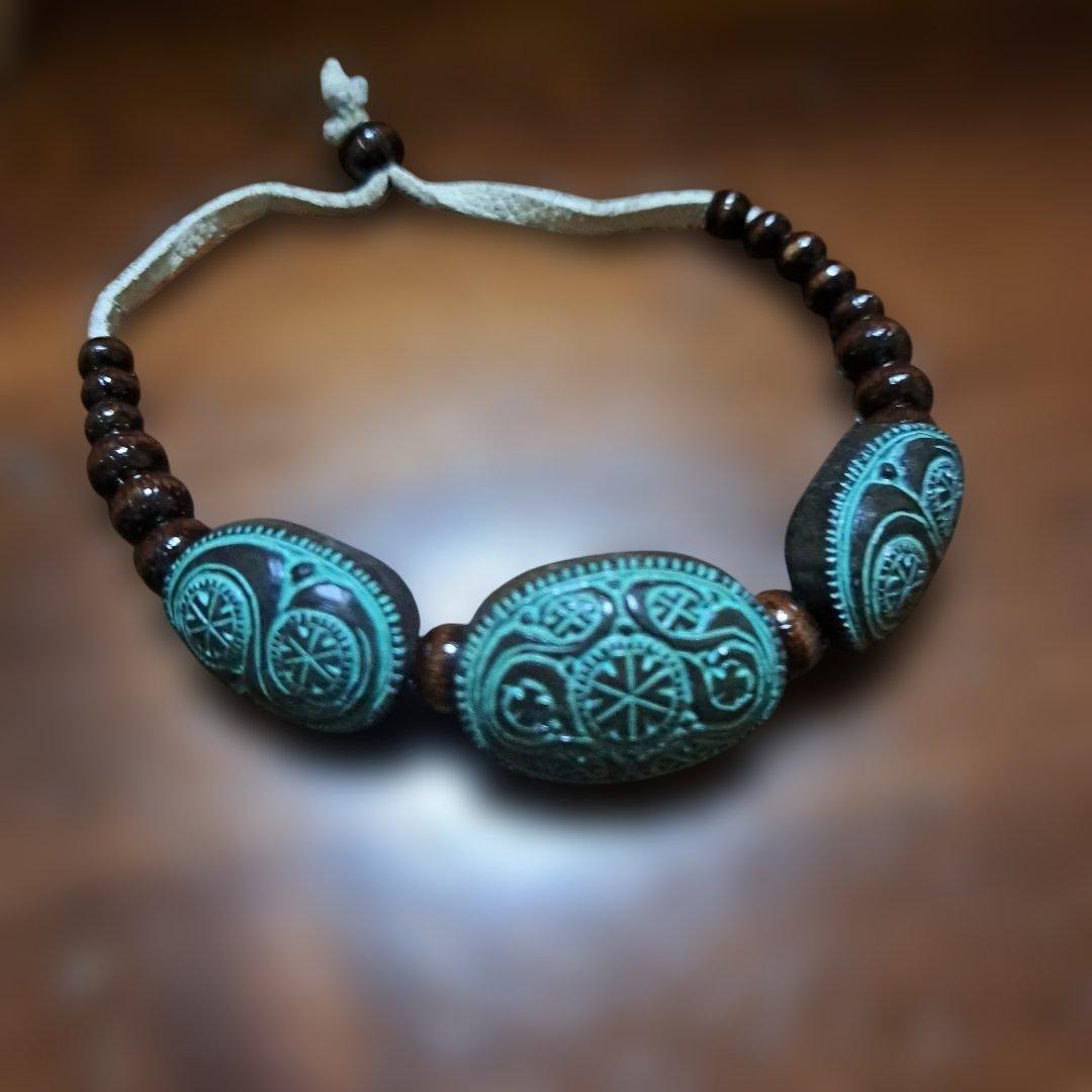 アイヌ木製彫刻模様ネックレス・バレッタ・ブレスレット６点セット