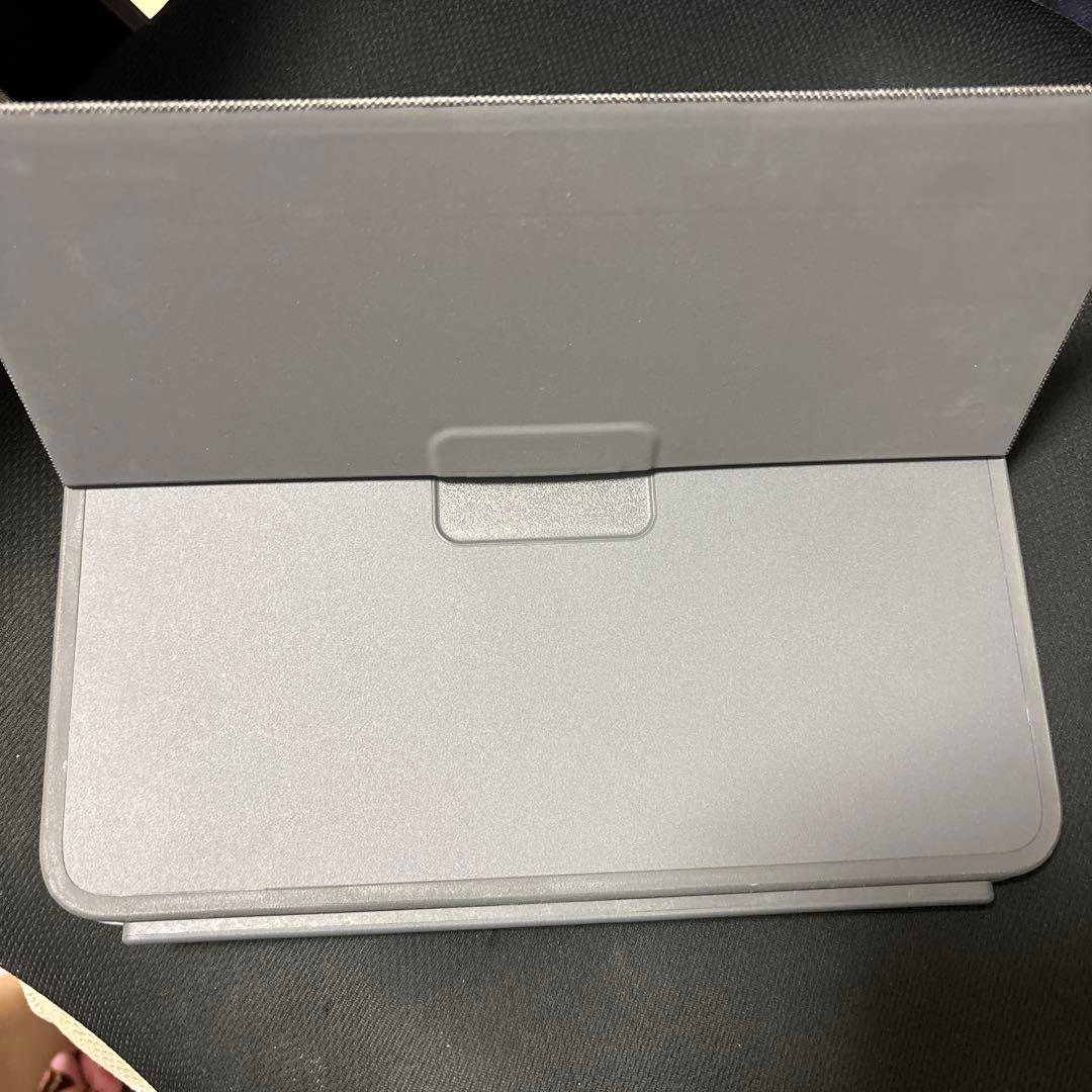 L*y様 ※本日のみ特価【最新機種対応】logi iPad用キーボードケース グ