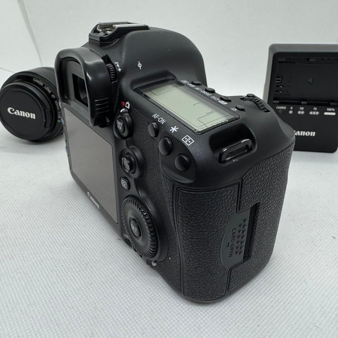Canon EOS 5D Mark III 本体+レンズ+充電器