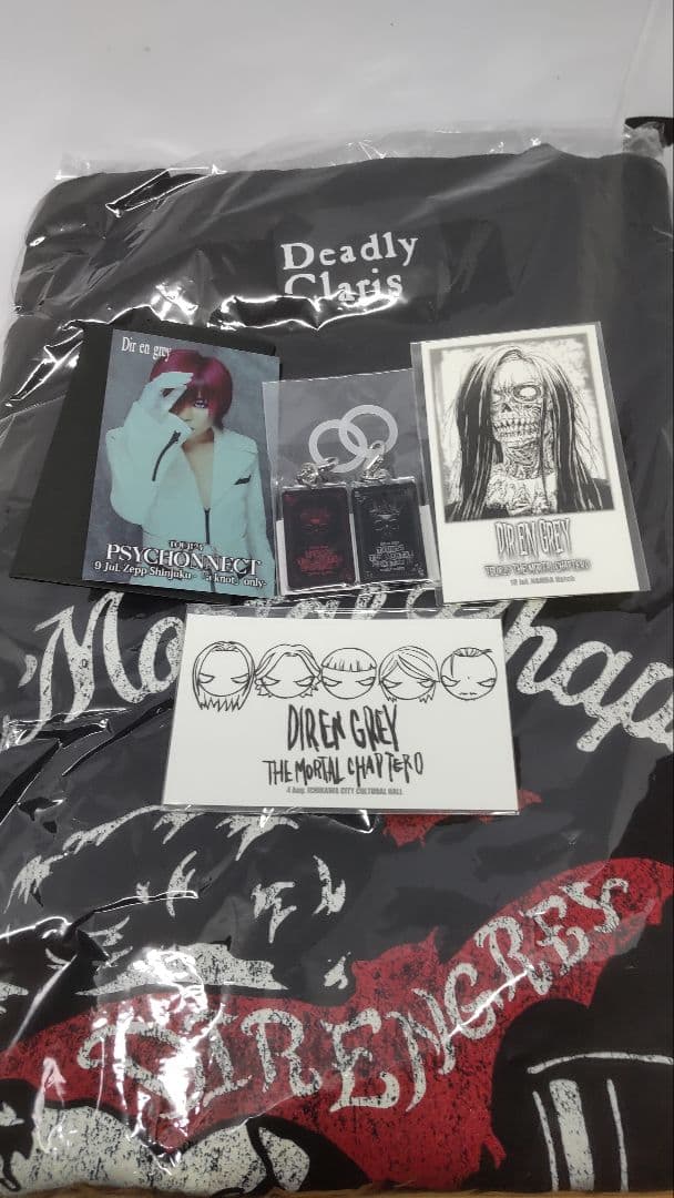 【匿名配送　値下げ済み】DIR EN GREY　Tシャツ 会場限定ステッカー京