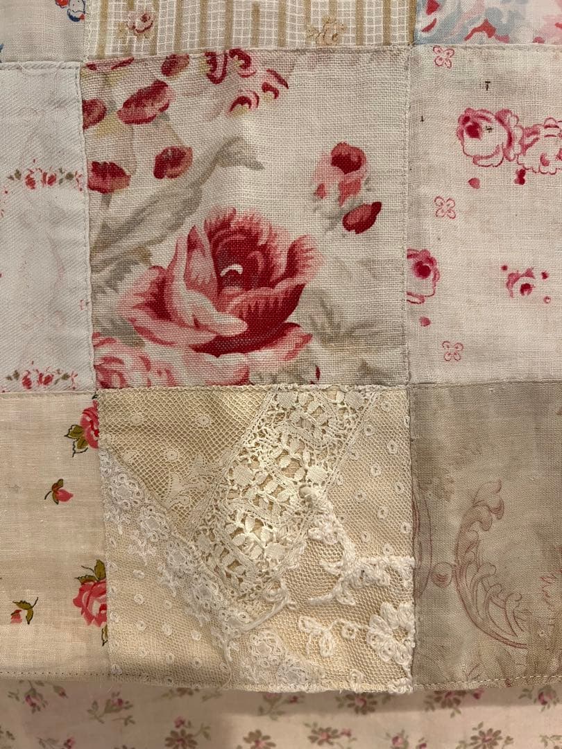 アンティークレース生地のクロス