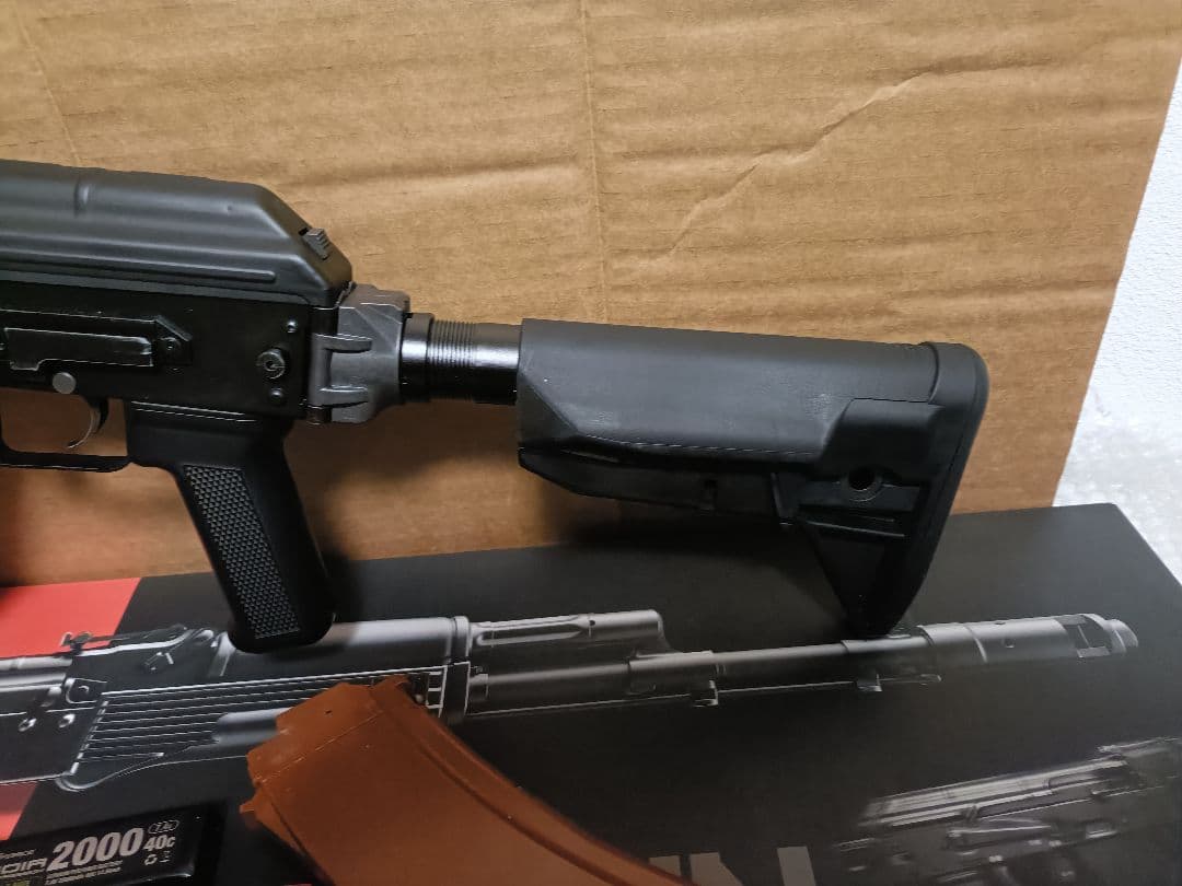 ト*ド様 東京マルイ 次世代電動ガン AK74MN　マガジン　サイドレール　リポ