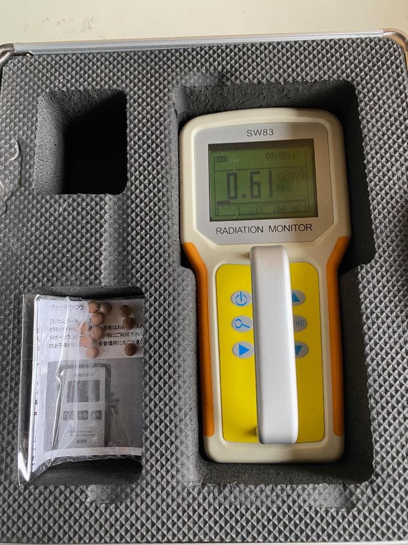 放射線測定 業務用放射線モニター ガイガーカウンター　SW83