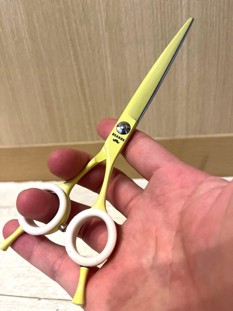 【最安値下げ中】BERADS カーブシザー＋コーム付き