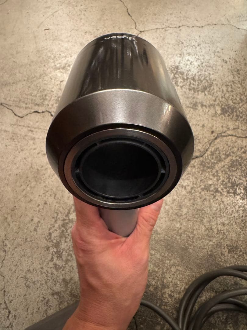 ダイソンドライヤー　HD12 サロンモデル プロ用　Dyson pro