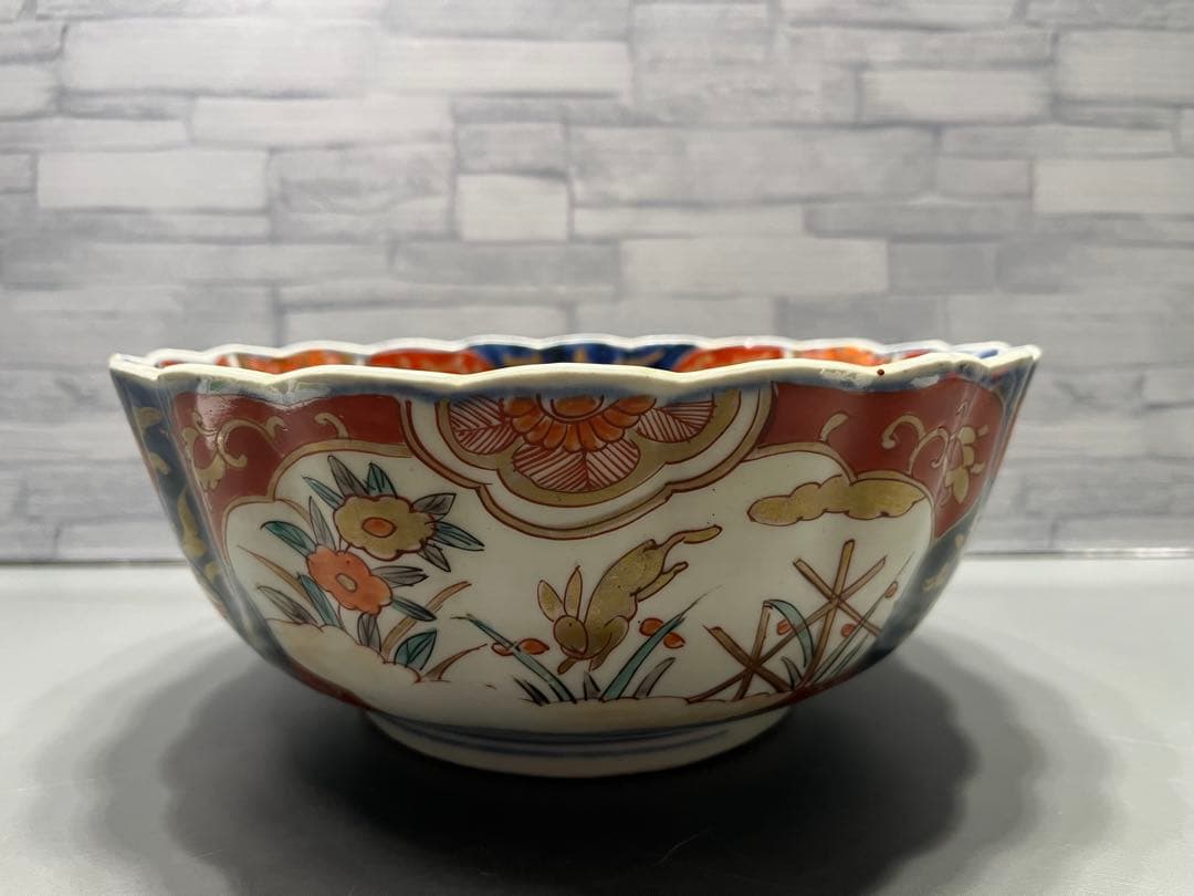 明治時代　伊万里　跳ね兎　色絵　輪花　深鉢