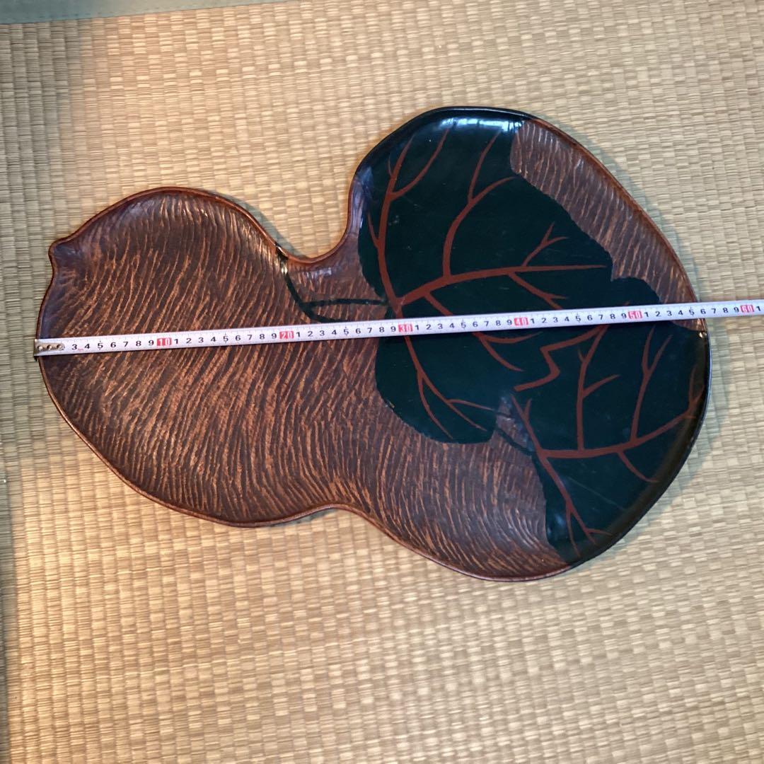 煎茶葉盆　① 煎茶道瓢型漆絵葉盆