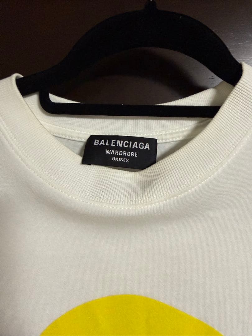 BALENCIAGA イエロースマイリーフェイス Tシャツ