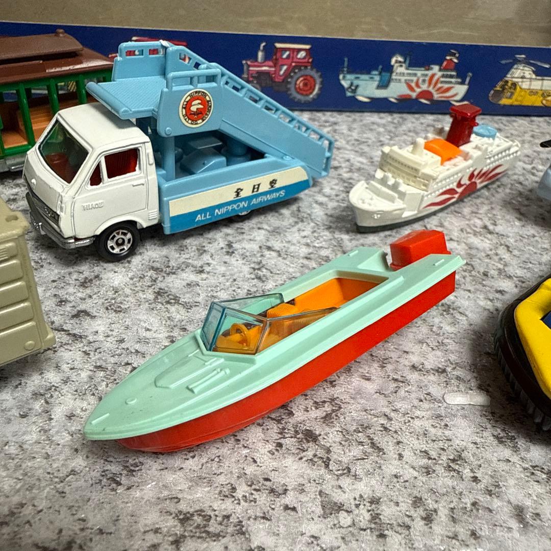 い*ご様 希少　トミカ陸海空のりものセット（一台欠品）