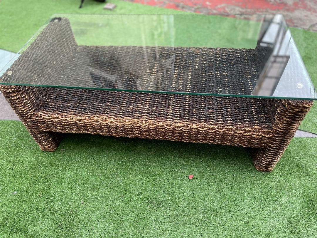 ⭐︎【良質】⭐︎アジアン家具　ダイニングガラステーブル　収納スペース付き