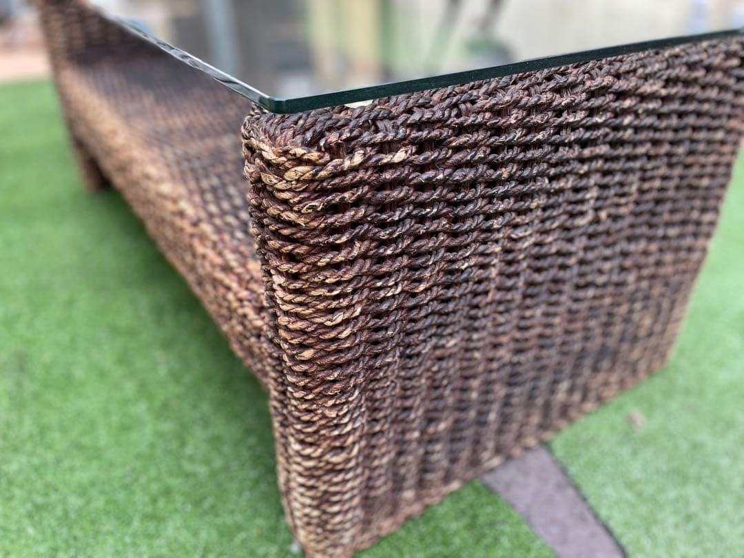 ⭐︎【良質】⭐︎アジアン家具　ダイニングガラステーブル　収納スペース付き