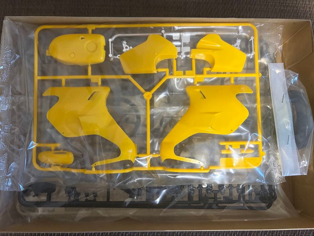 TAMIYA 1/12 YZR500 ケニー・ロバーツ