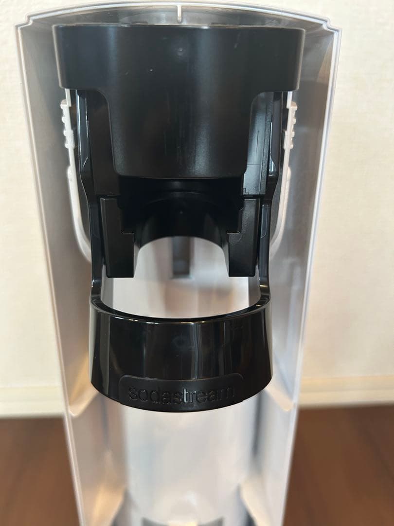sodastream 炭酸水メーカー ホワイト ボトル付き