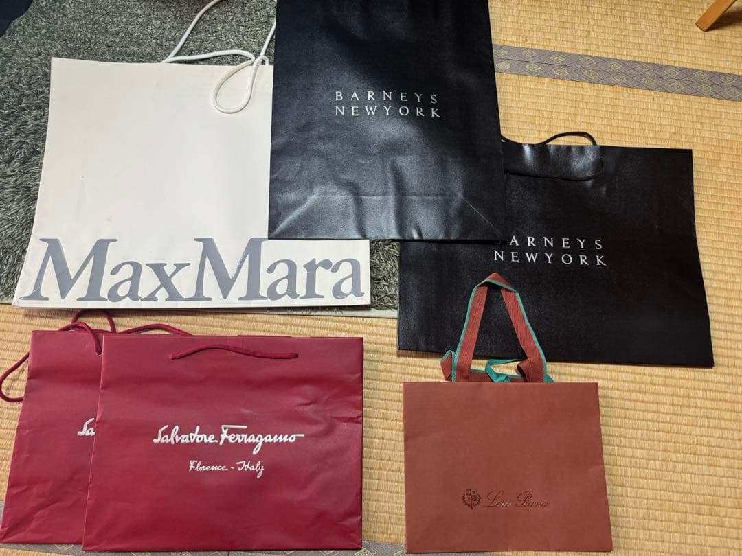 ブランド紙袋35点セット（Hermès, Chanel, Marni など）