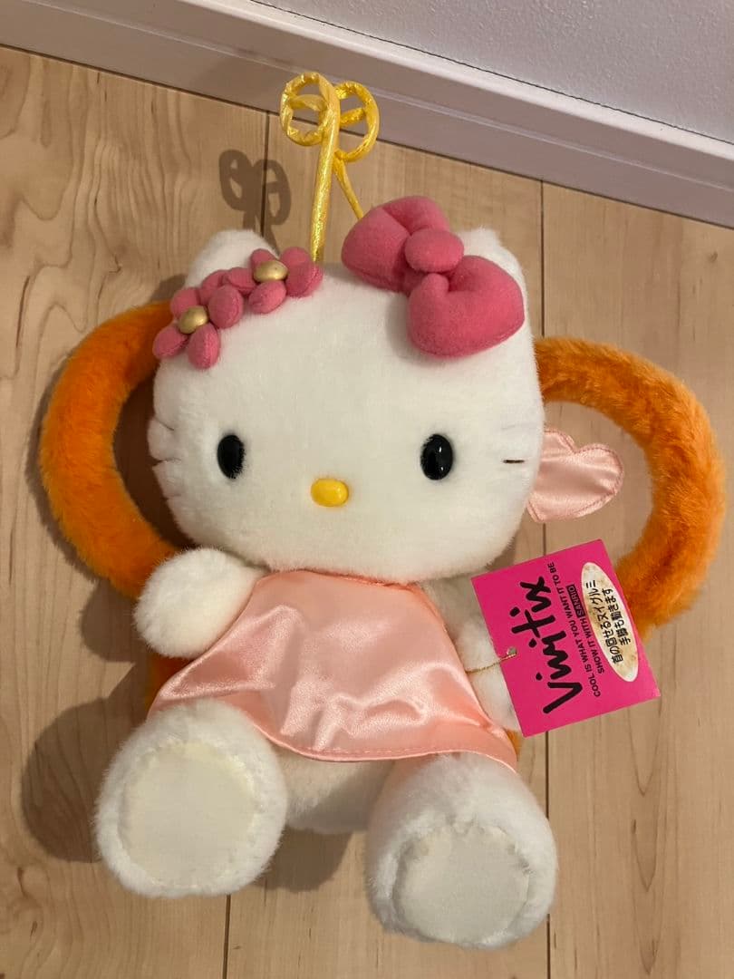 ハローキティ Vivitix ぬいぐるみ