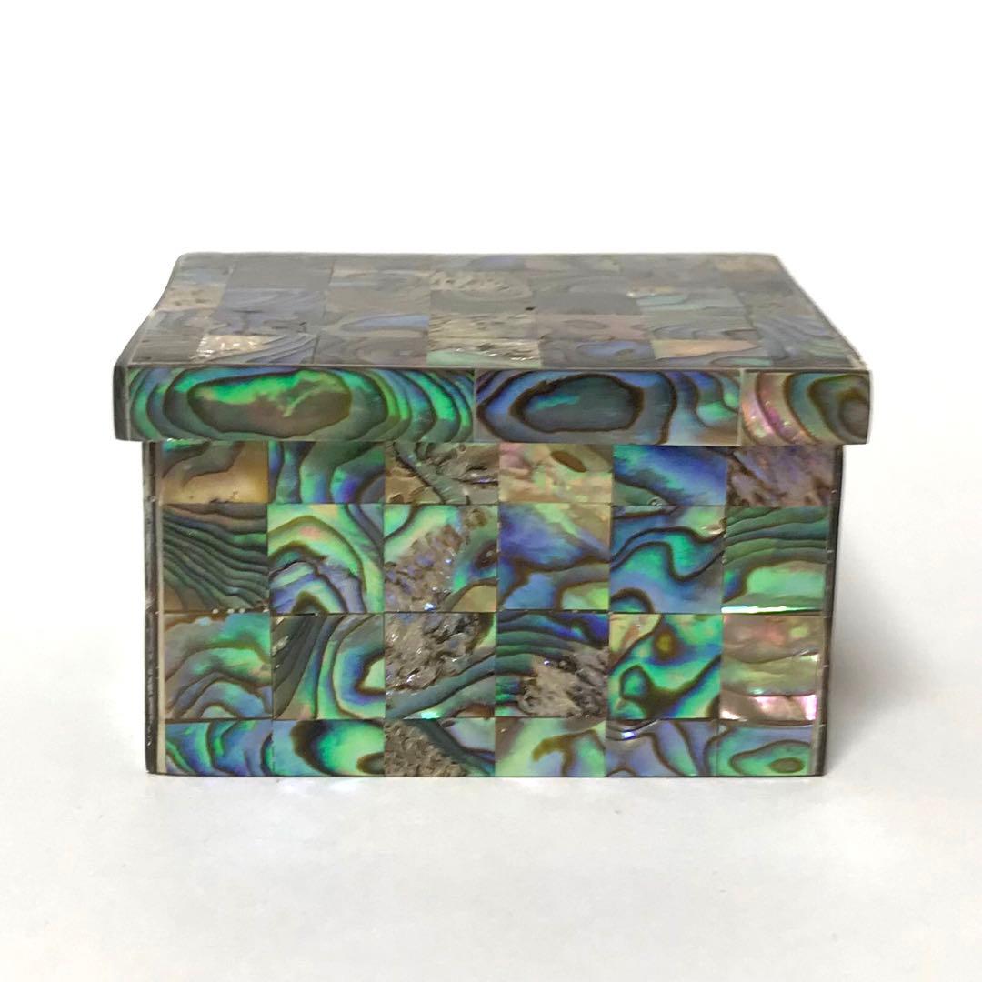 大理石 と アバロンシェル の 小さな 宝石箱 象嵌 孔雀貝 ジュエリー
