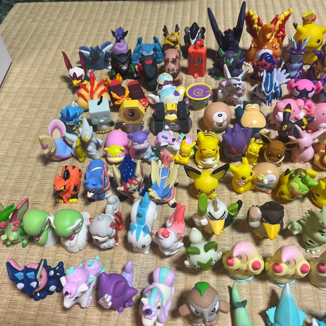 ポケモンフィギュア指人形