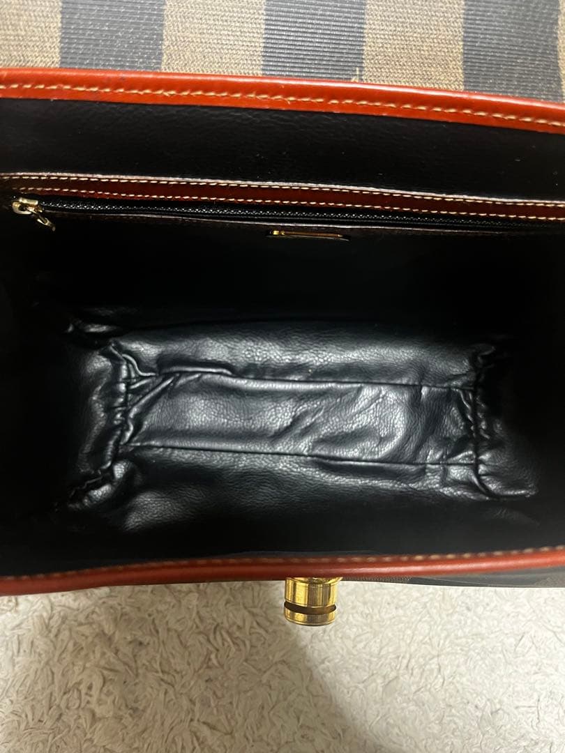 FENDI フェンディ ヴィンテージ ぺカン 柄 レザー 本革