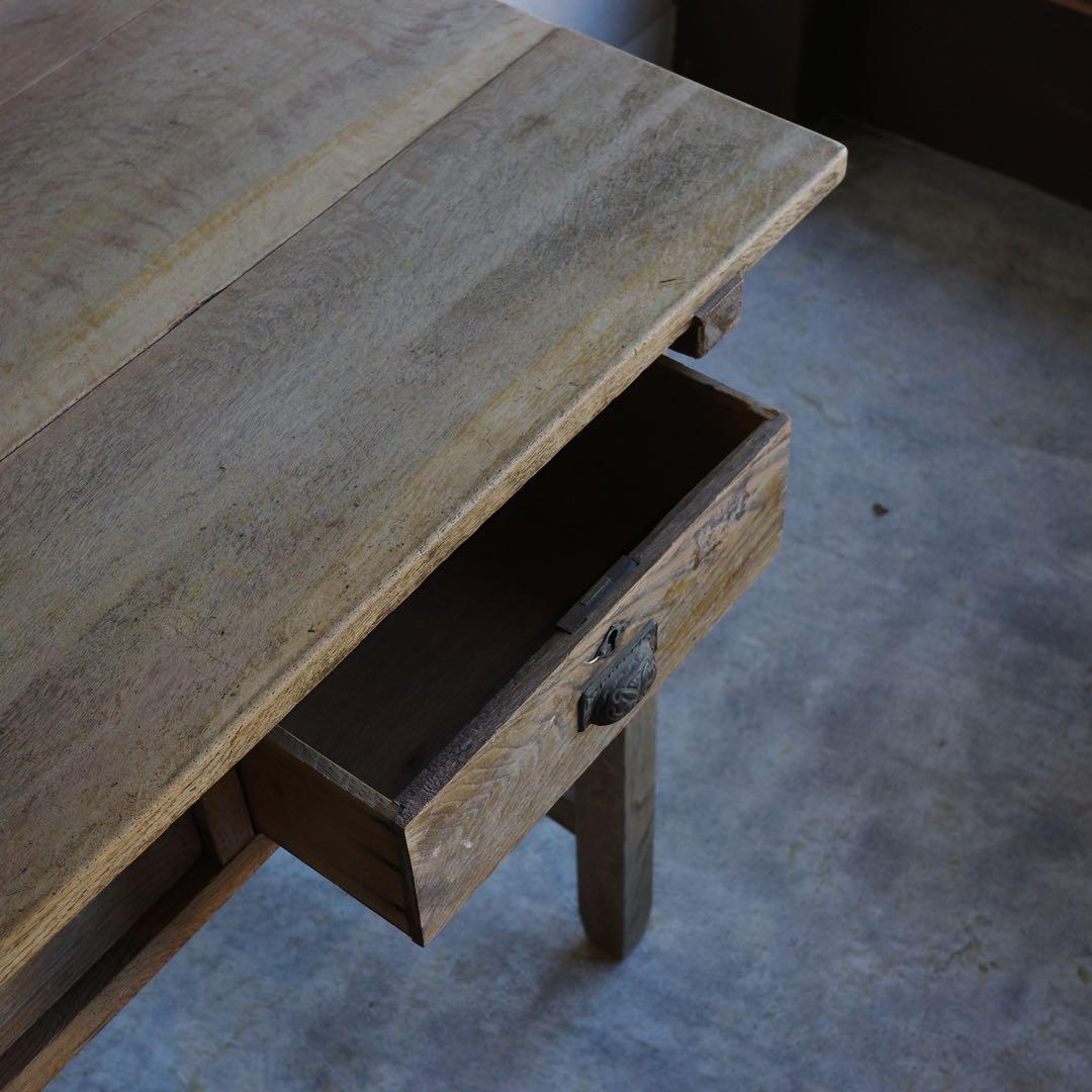 さらにお値下げ致しました！古い作業台　テーブル　引出し２杯　アンティーク