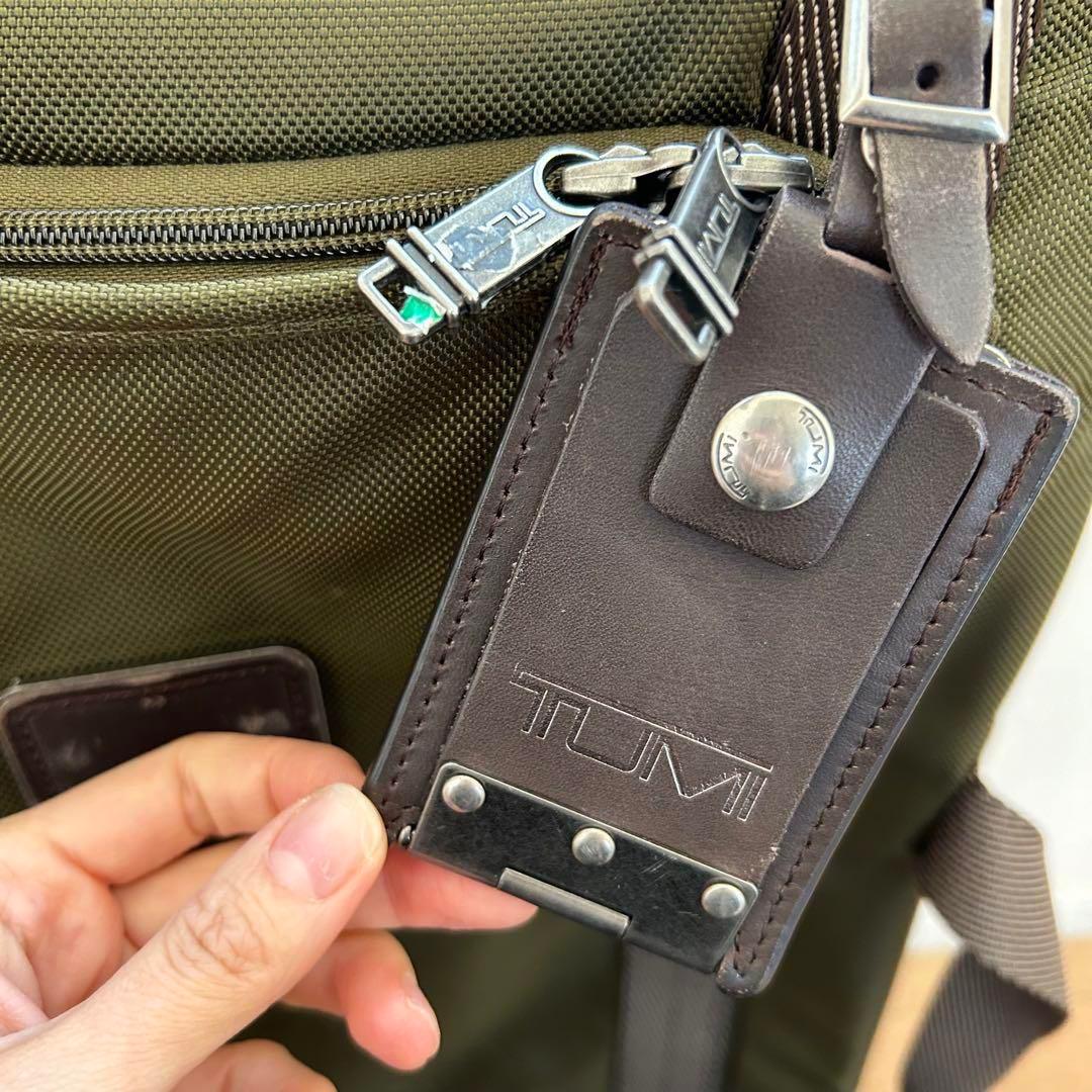 さ*る様 TUMI トゥミ　カーキ スーツケース　キャリーケース　トラベルバッグ