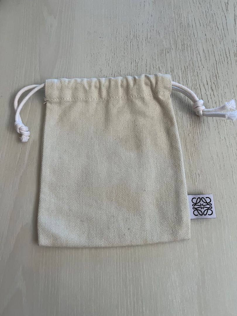 LOEWE(ロエベ) グリーン　三つ折り財布