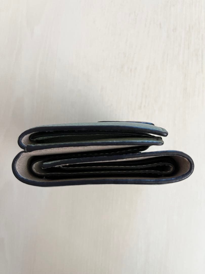 LOEWE(ロエベ) グリーン　三つ折り財布