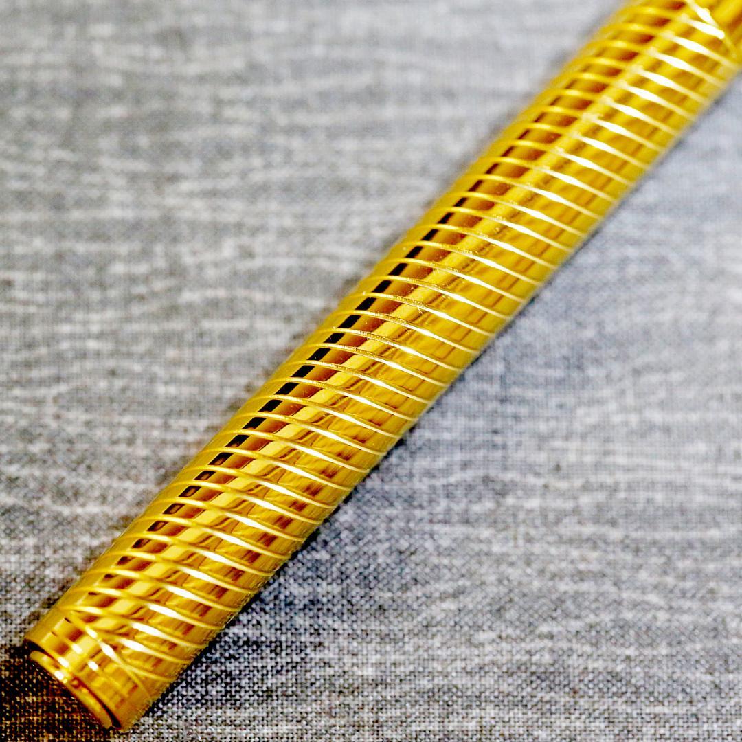 【美品 送料込み】デュポン ボールペン ゴールド