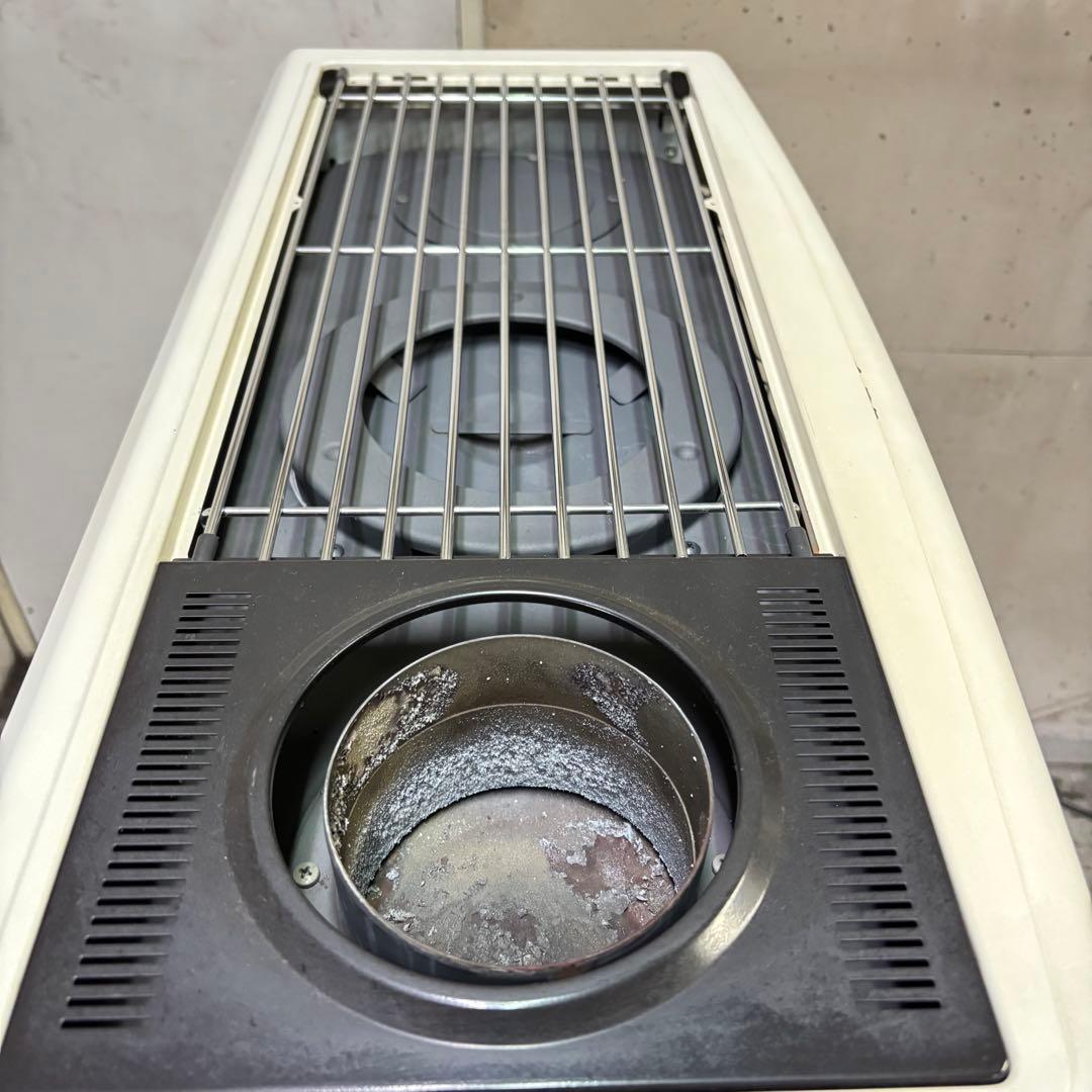 煙突型石油ストーブ　サンポットKSH-709KC K 2012年製