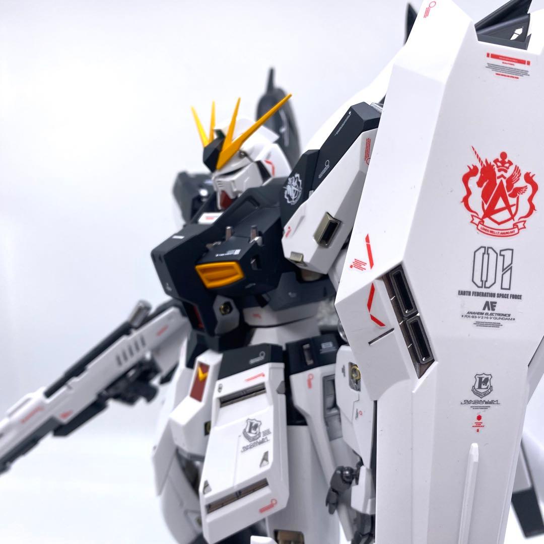 MG Ｈi-νガンダム　HWS装備型　ガンプラ　全塗装　完成品