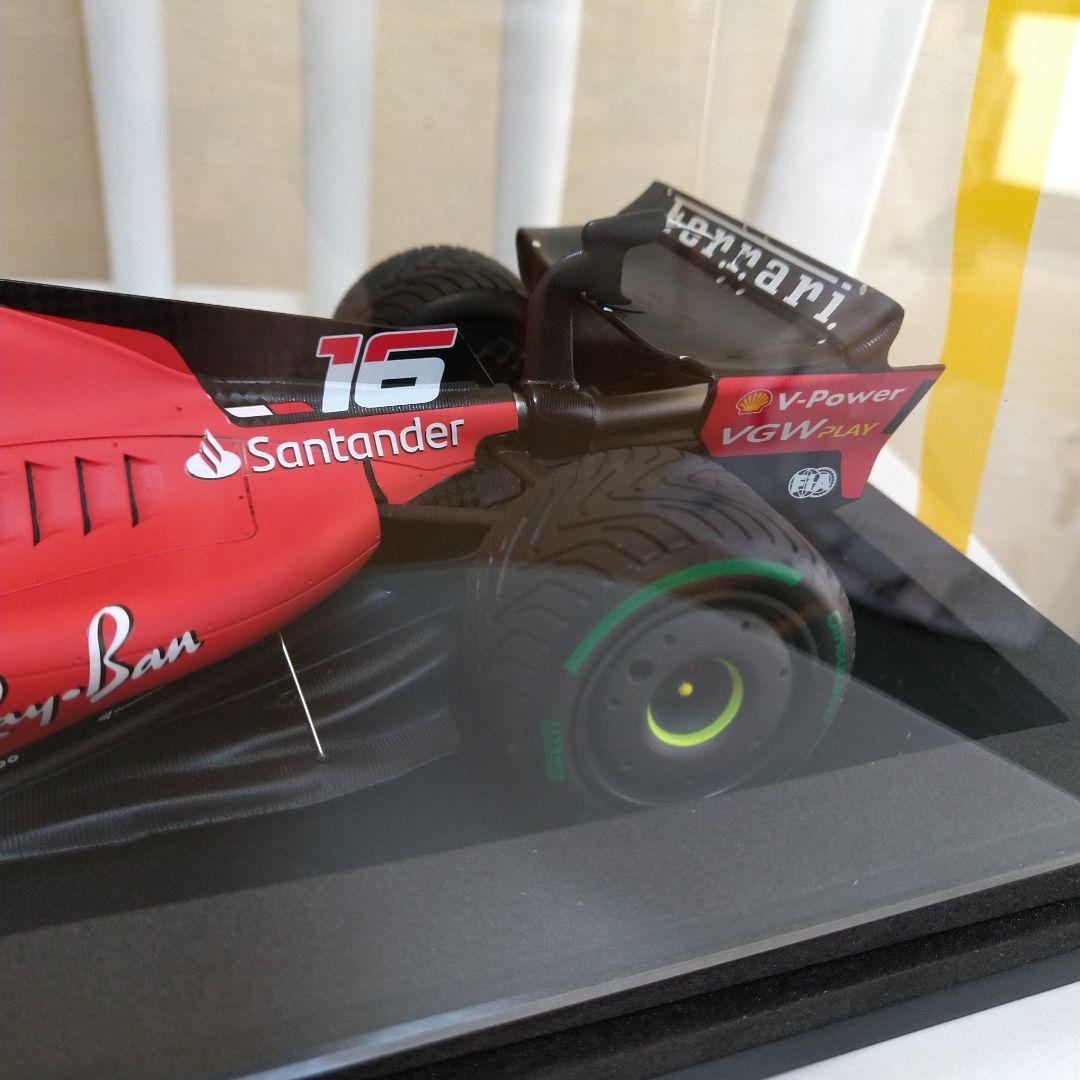 ミニカー Ferrari SF23 1/18