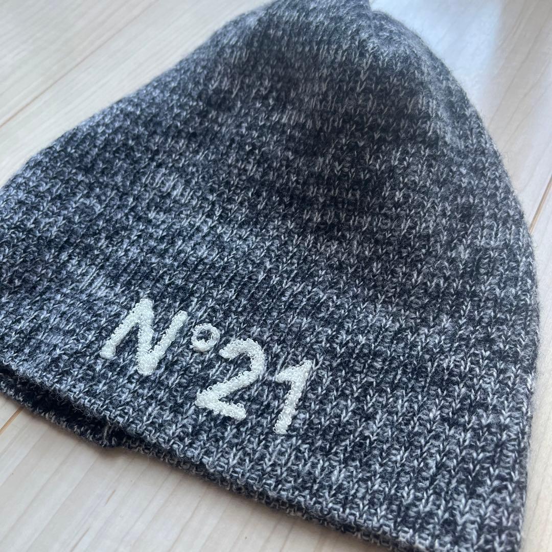 N°21 ヌメロヴェントゥーノ ロゴビーニー　ニット帽