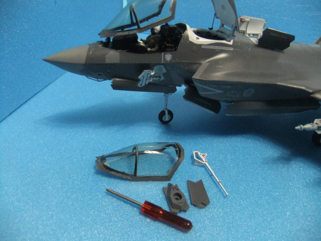 タミヤ　1/48　F35B　新田原所属機