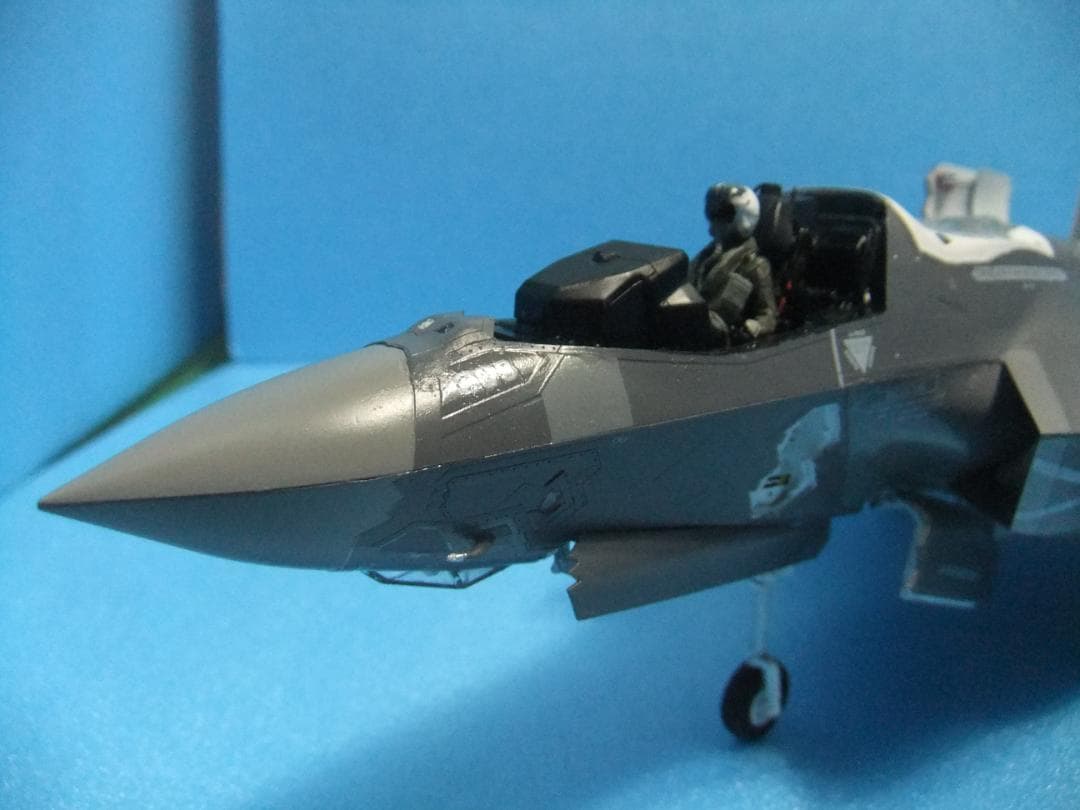 タミヤ　1/48　F35B　新田原所属機
