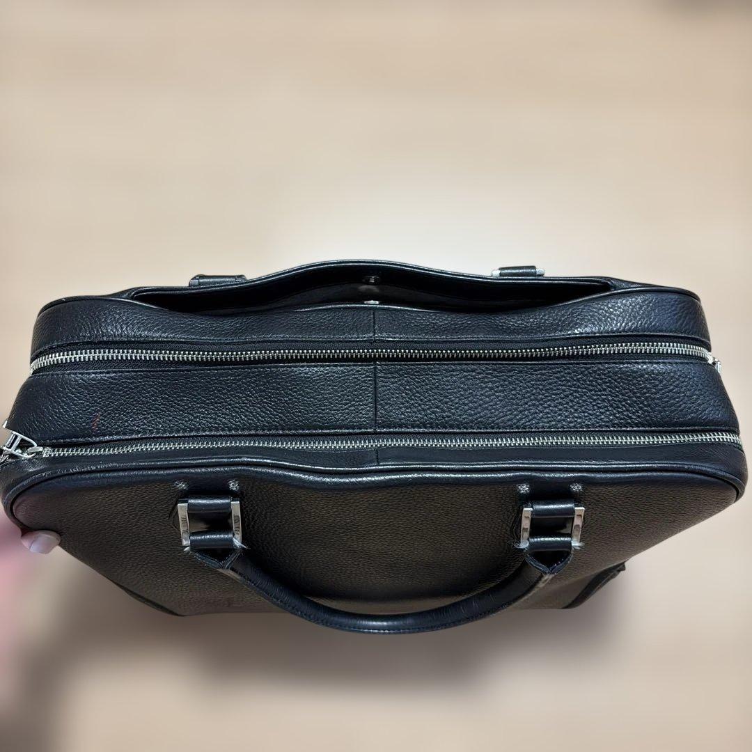 ⭐︎値下Maiden Voyageシリーズ ブリーフバッグ(2室タイプ) ブラック