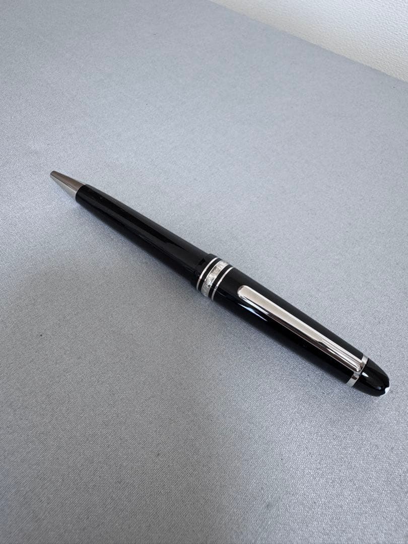 モンブラン　マイスターシュテュックン ミッドサイズ ボールペン　新品未使用