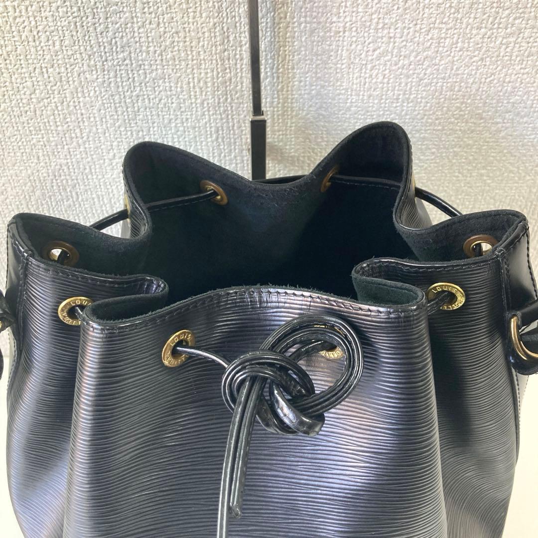 LOUIS VUITTON エピレザー プチノエ ノワール 黒 バケットバッグ