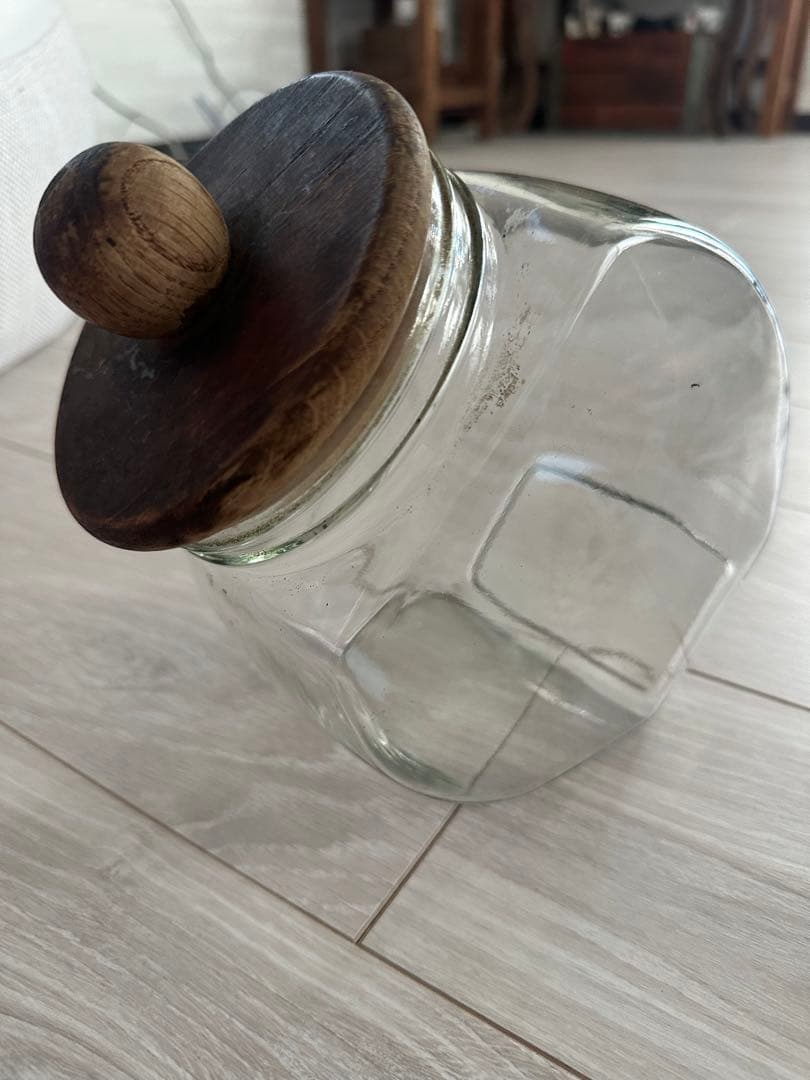 ヴィンテージ ショップ購入ガラス瓶おかし入れアッシュペー　アンティーク古道具