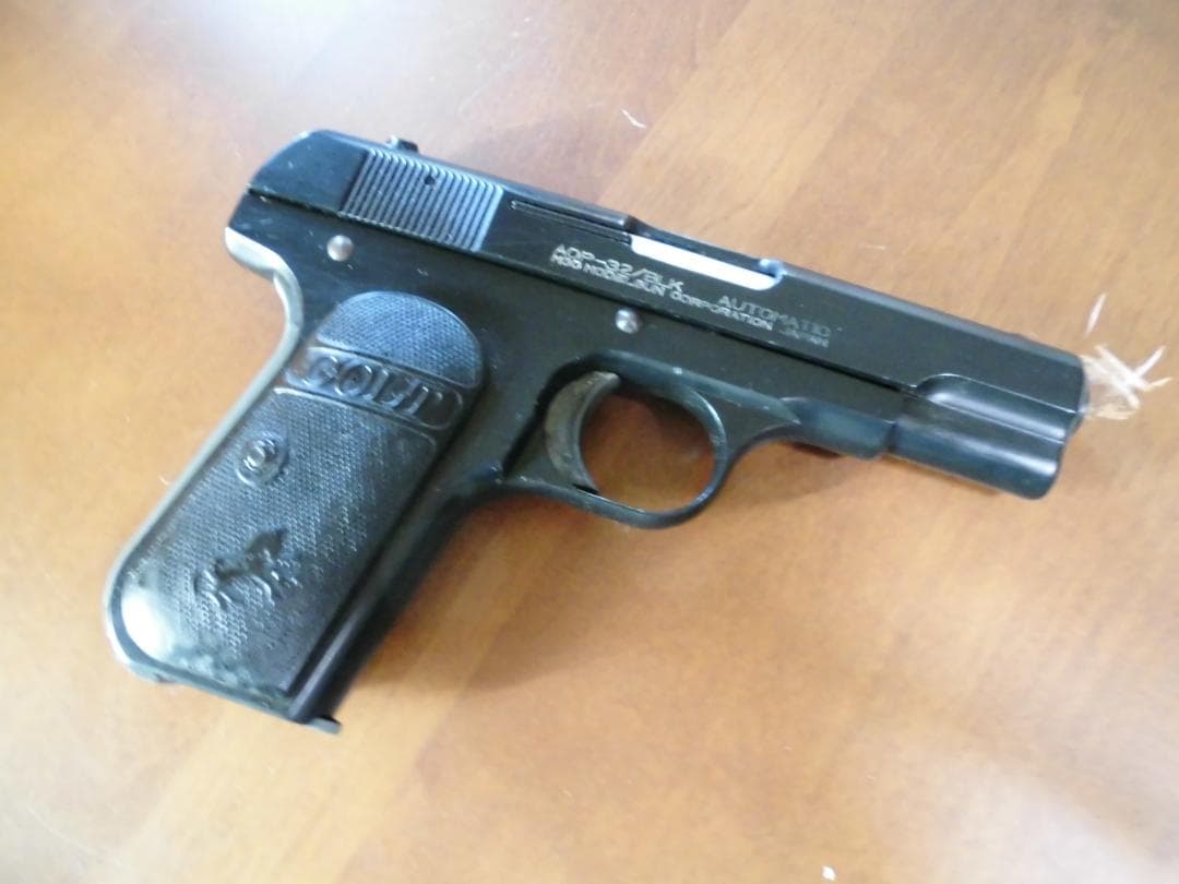 MGC　コルト３２オート　プラスチック製モデルガン