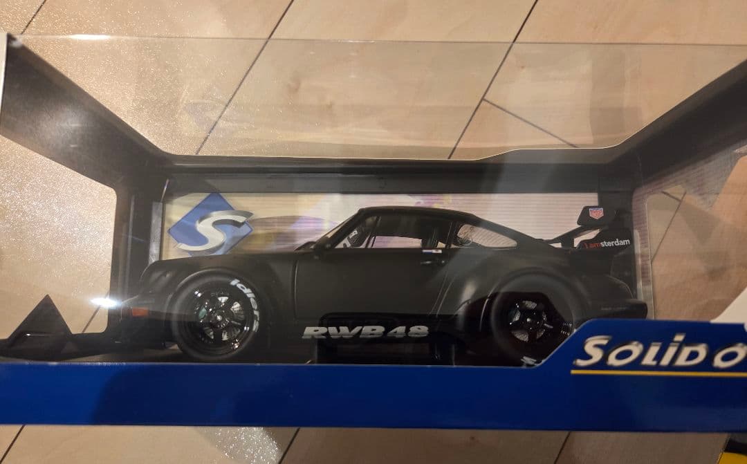 RWB DARTH VADER ミニカー ブラック 1/18